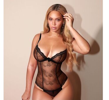 Beyoncé Nude Leaks OnlyFans Photo 158
