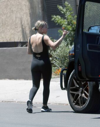 Hilary Duff Nude Leaks OnlyFans Photo 28